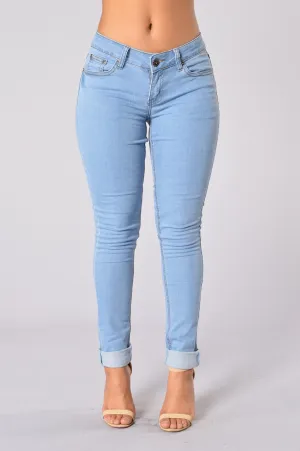 Basically Basic Jeans - Light Blue
