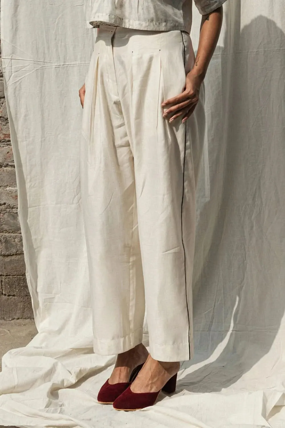 Daphne Classic Pants
