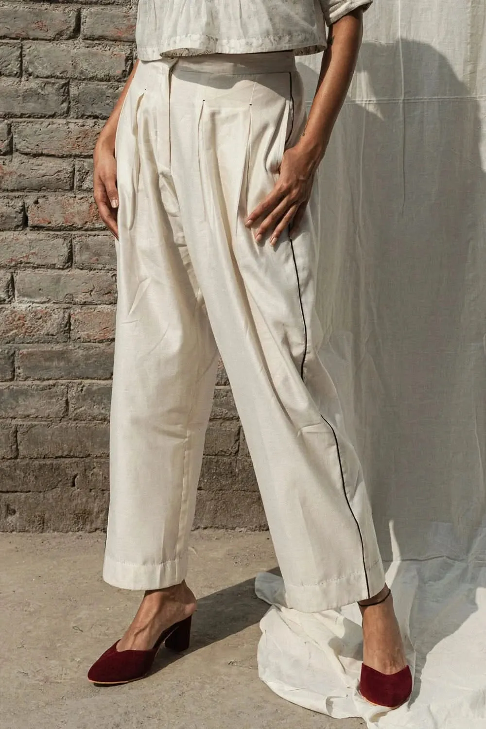Daphne Classic Pants