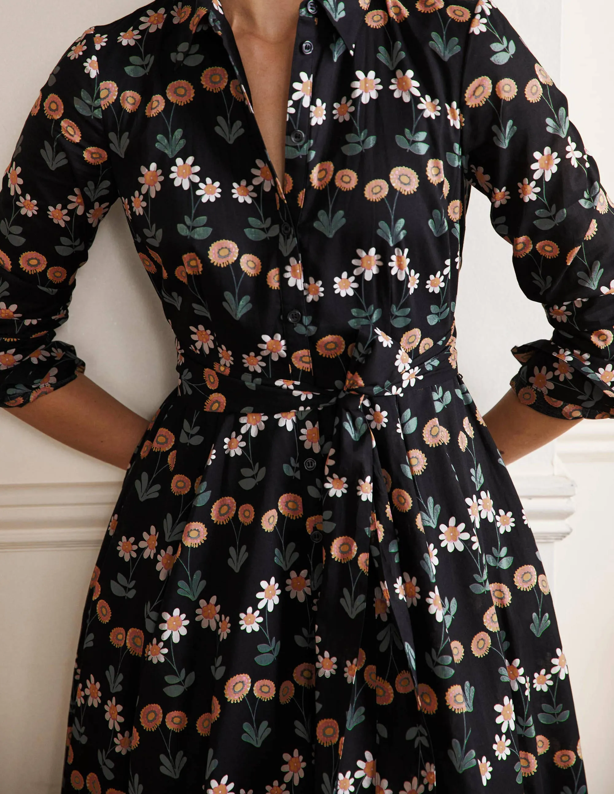 Kitty Midi Shirt Dress-Black, Delicate Daisy