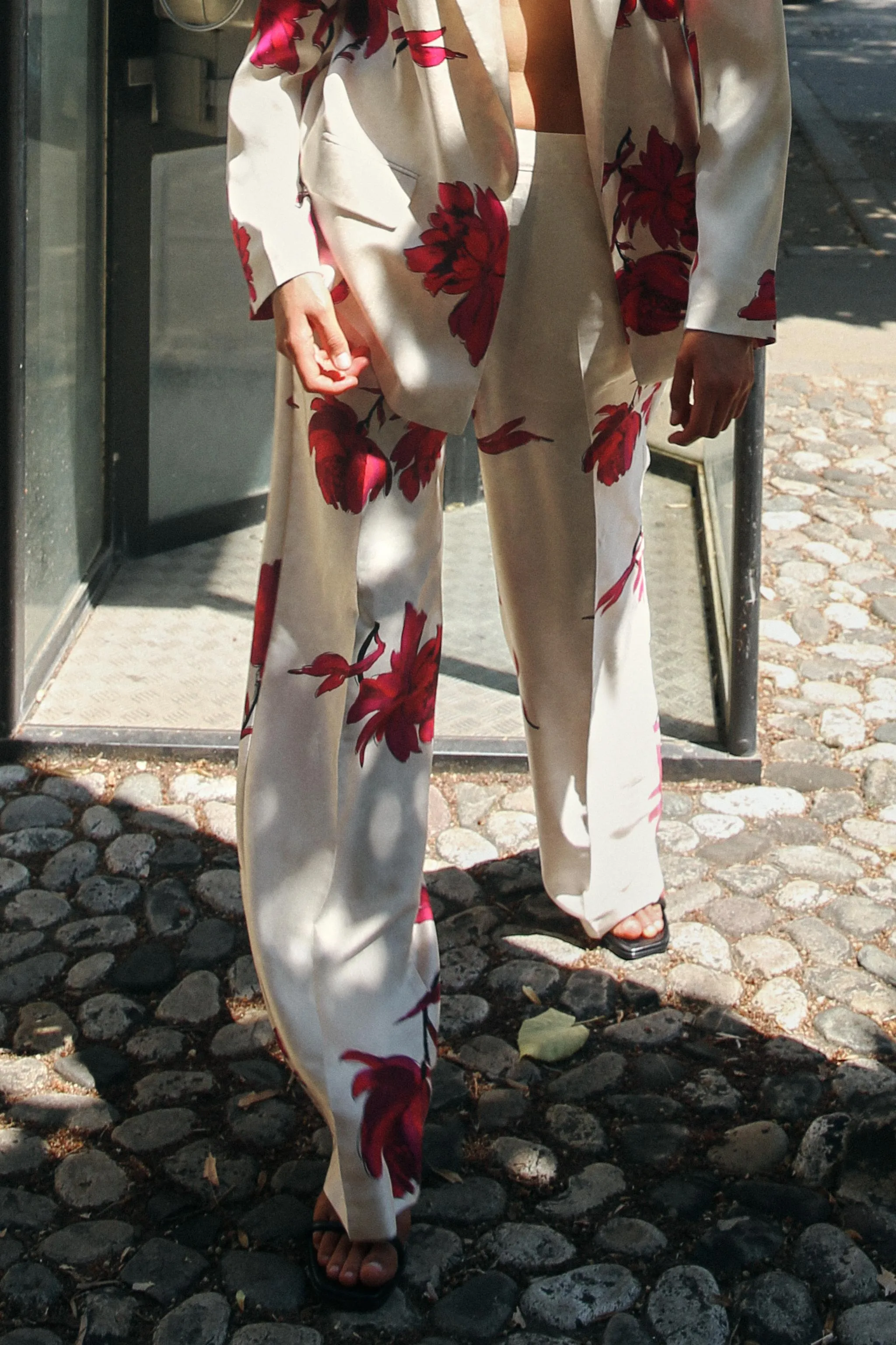 Nelly Printed Floral Blazer Set