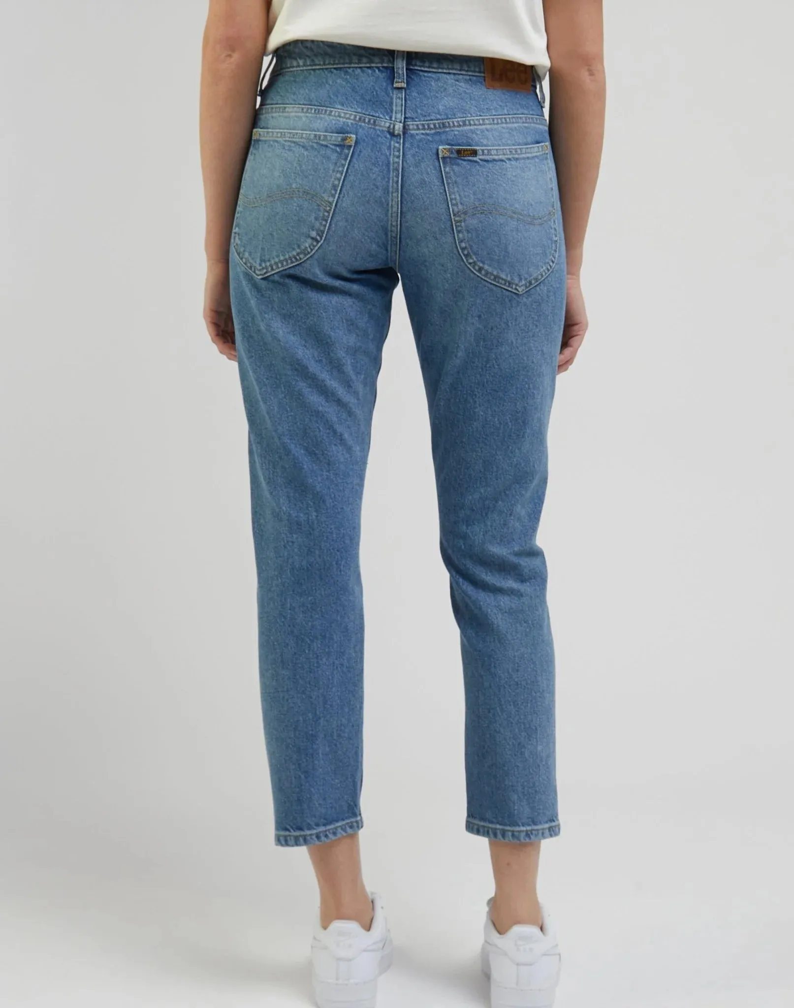Rider Jeans In Modern Mid