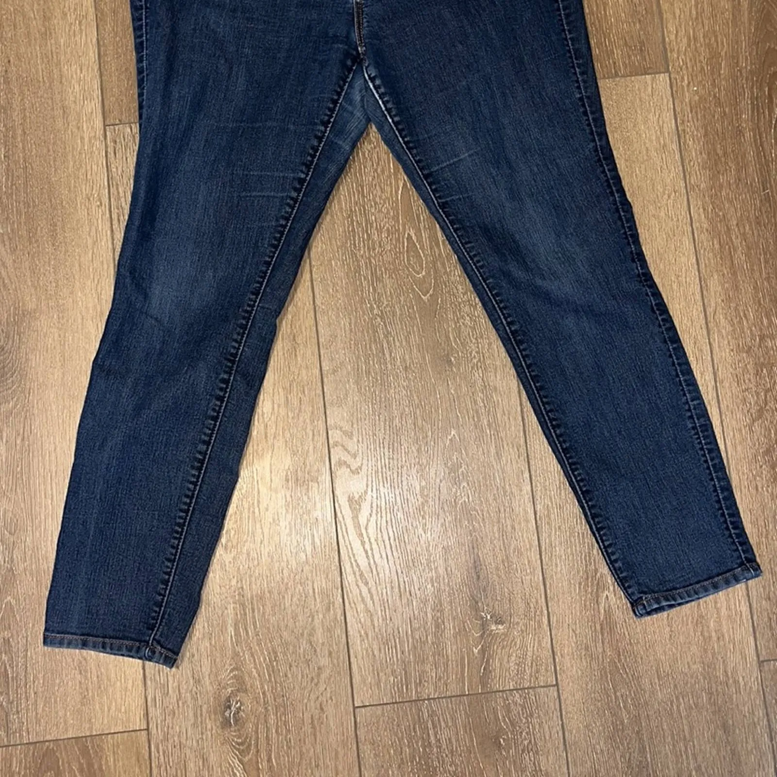 Size 12 Loft Petite Dark Wash Modern Skinny Jeans