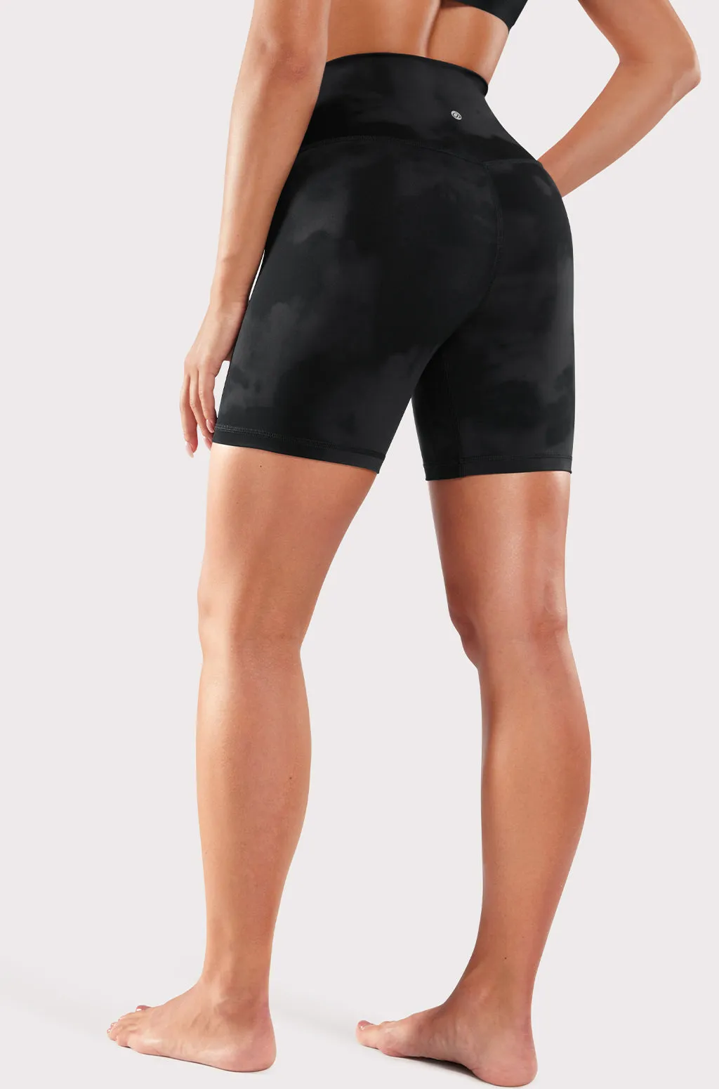 Sleek Biker Shorts 6"