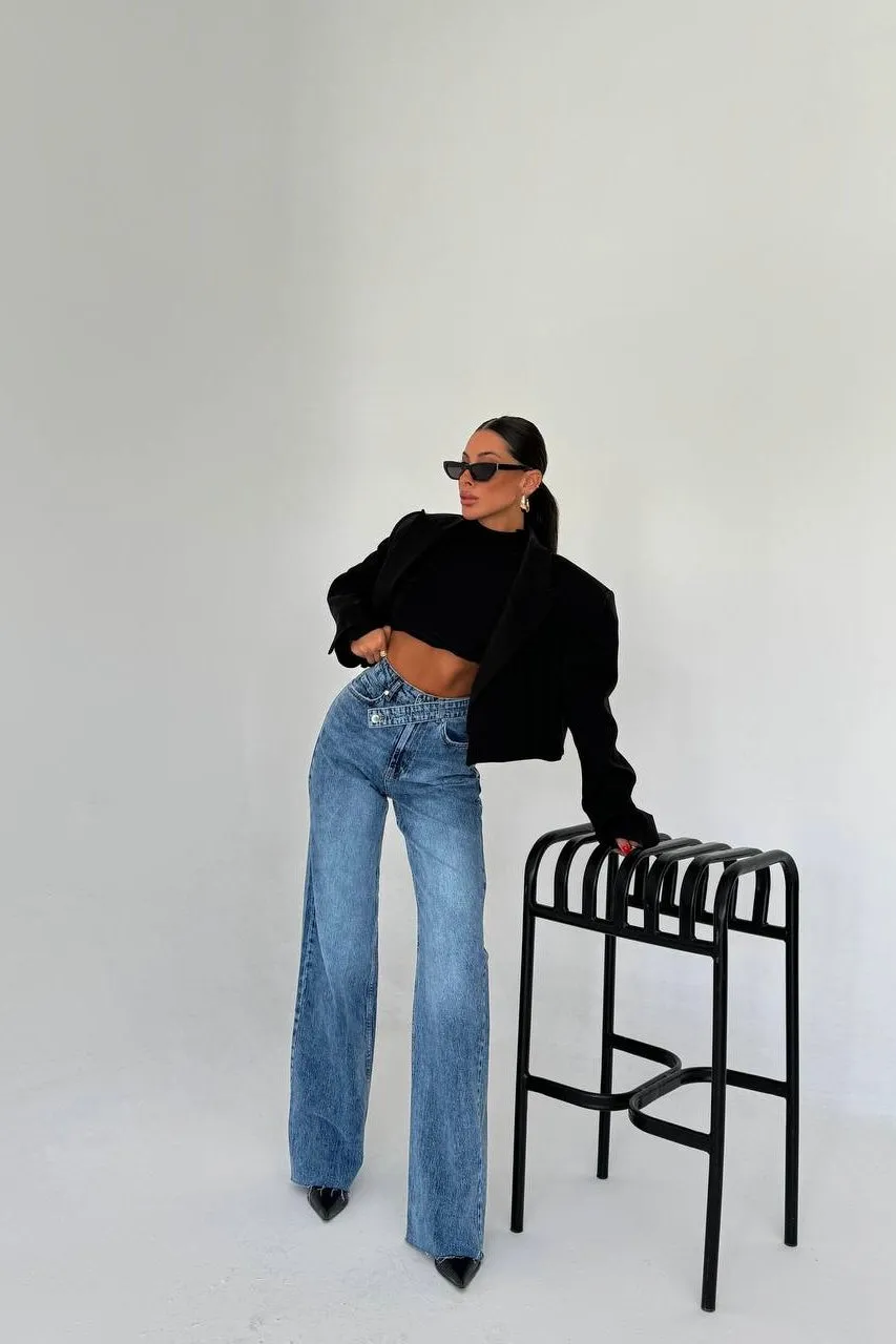 Wide-Leg Cross-Belt High-Waisted Jean